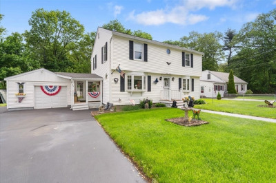 34 Robert Bigelow St 1