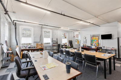 77 Elm St #203 1