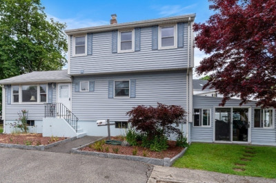 15 Arcola St