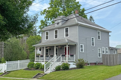 104 Wells Street 1