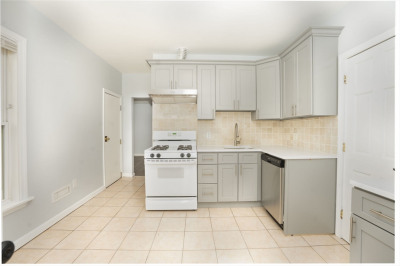 46 Wyllis Ave #2 1