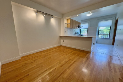 49 Dwight St #2 1