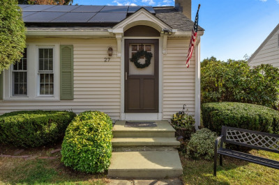 27 Amesbury St