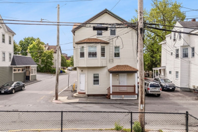 52 Adams St 1