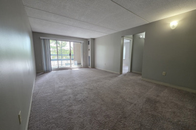 15 Harbor Point Blvd #206 1
