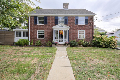 25 Brewster Rd 1