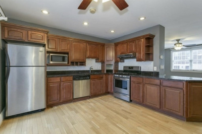 454 W 4th St 1