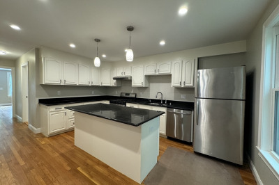 417 Auburn Street #1R 1