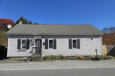 425 1/2 Putnam Hill Road