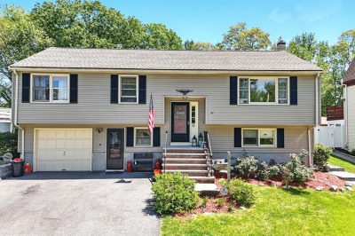 81 Crosstown Ave 1