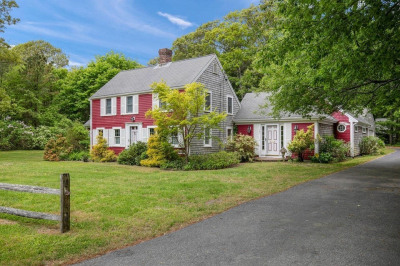 181 Pleasant St 1