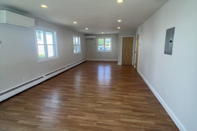 272 Main St #1 1