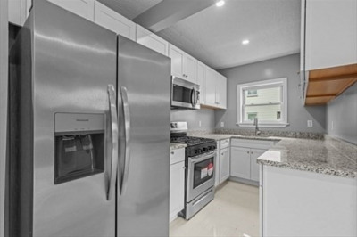 92 Ballard St #2 1