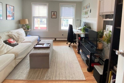 137 Chelsea St., #2 1