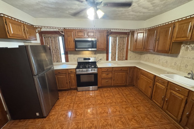 374 Bowdoin Street #1 1