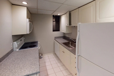 466 Commonwealth Ave., #406 1