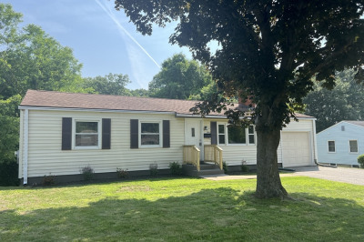 25 Roberts Pond Lane 1