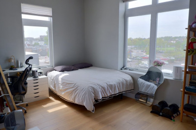 60 Cross St E #325 1