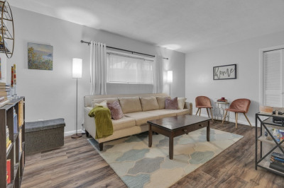10 Scottfield Rd #2 1