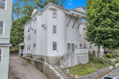 215 Beacon St 1