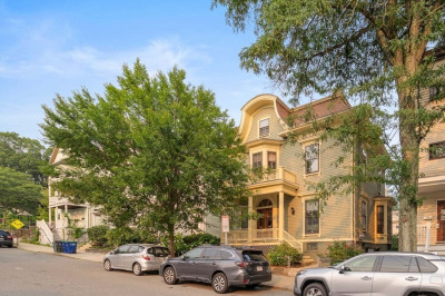 23 Craigie Street #2 1