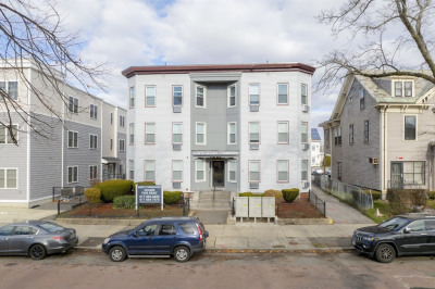 69 N Common St 1