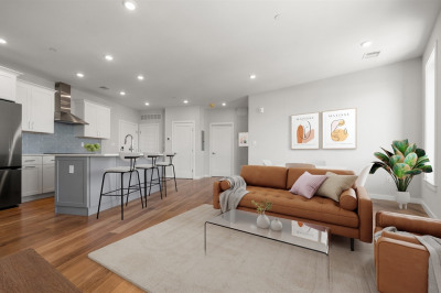 267 Old Colony #406 1