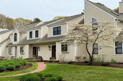 34 ShEllback Way #E 1
