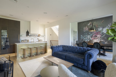 537 Massachusetts Ave. #4
