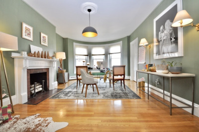 218 Newbury Street #3FF 1