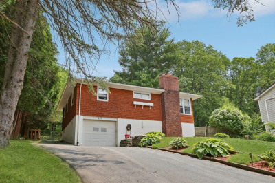 127 Loxwood St 1