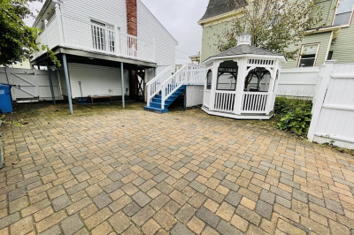 122 Central Street #1 1