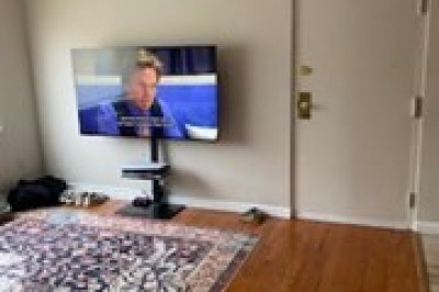 81 Pond St #24b 1