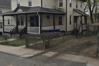 60 Foster St 1