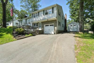 15 Oak Bluff Cir 1