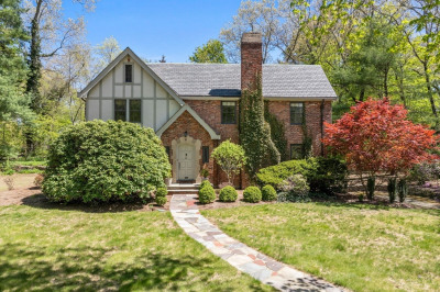 81 Garden Rd 1