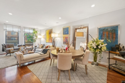 4 Charlesgate East #202 1
