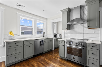 151 Pleasant St #1 1