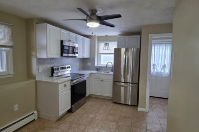 101 Douglas St #1 1