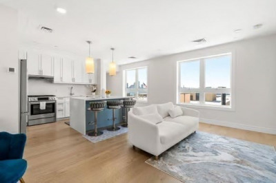 301 Border Street #612