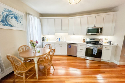 24 Charter St #2 1