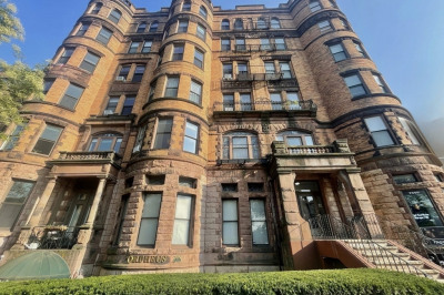 366 Commonwealth Ave #6G 1