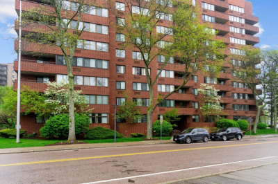 77 Adams St #708 1