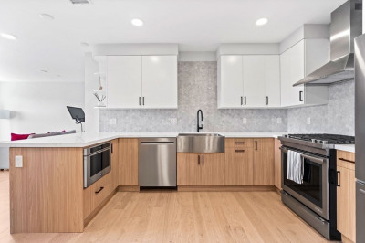 457 W Broadway #301 1