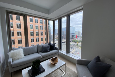 135 Seaport Blvd #708 1