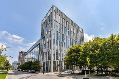 2 Earhart St #416