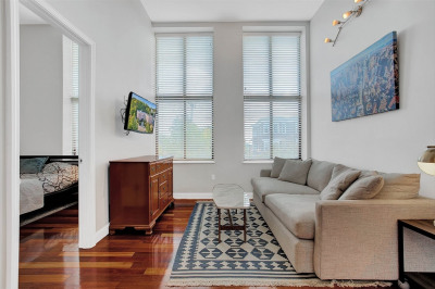 841 Parker Street #2O6 1