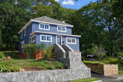 281 Forest St 1