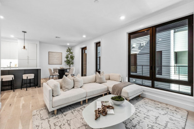 33 A St. #404 1