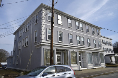 296 Main St #3A